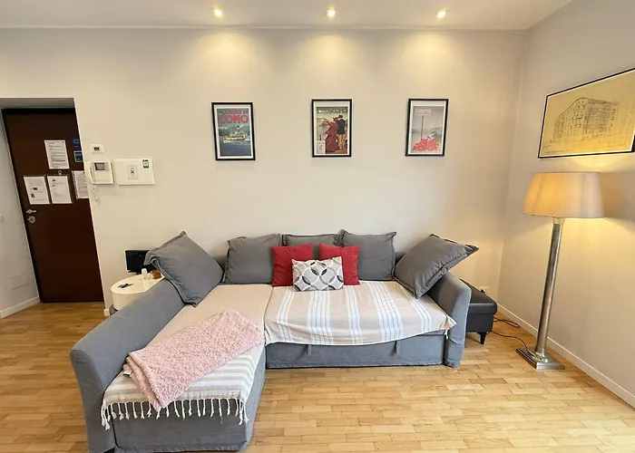 Comoluxhouse- Intero *