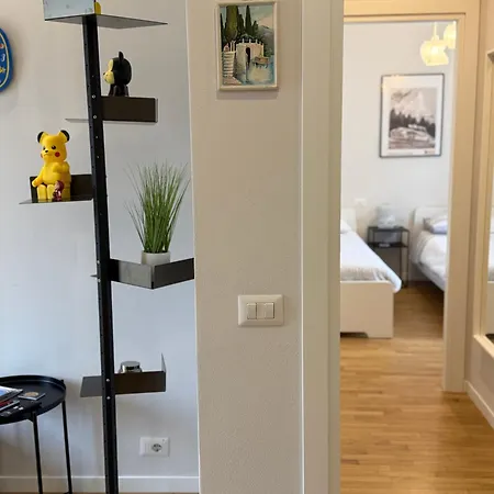 Comoluxhouse- Intero Apartment