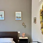 Comoluxhouse- Intero Apartament *